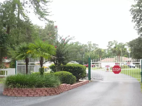 7 Th Loop, Silver Springs, FL 34488 photo 8