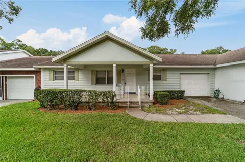 8670 SW 97th St #E, Ocala, FL 34481