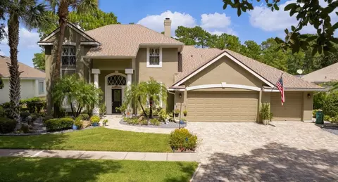 2340 Park Forest Blvd, Mount Dora, FL 32757