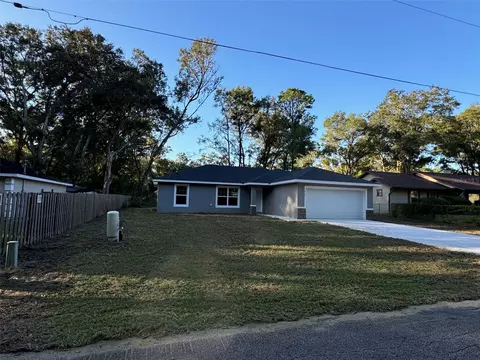 5826 NW 65th Pl, Ocala, FL 34482