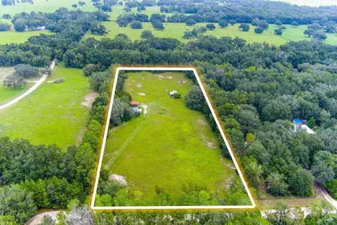 7560 SE 64th St, Newberry, FL 32669