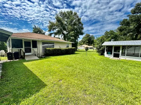 2323 NE 98th St, Anthony, FL 32617