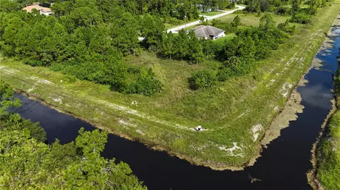 633 Aspen Ave S, Lehigh Acres, FL 33974