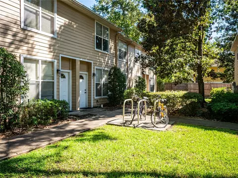 3521 SW 30th Way #103, Gainesville, FL 32608