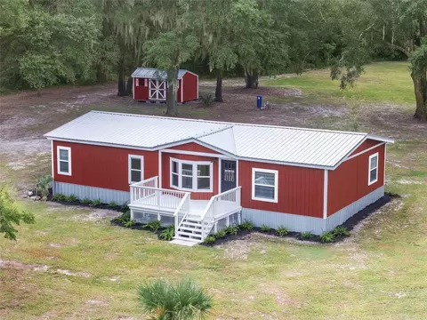 12350 SE Sunset Harbor Rd, Weirsdale, FL 32195