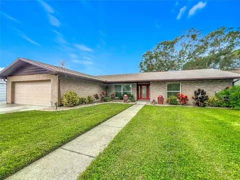 2827 Sunset Dr NW, Winter Haven, FL 33881