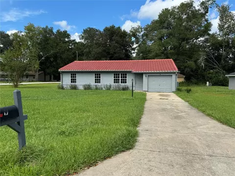 9 Pine Circle Dr, Ocala, FL 34472