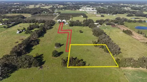 Cr714, Center Hill, FL 33514