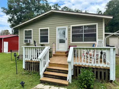 19225 NW 56th Ter, Reddick, FL 32686