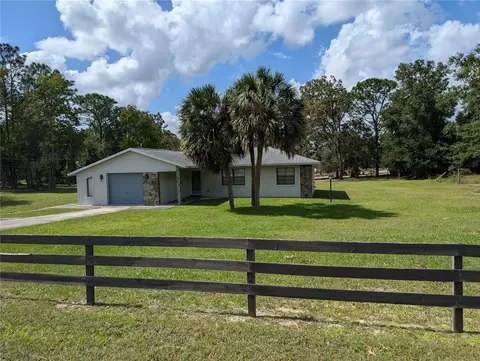 11360 N Springvale Ter, Dunnellon, FL 34433