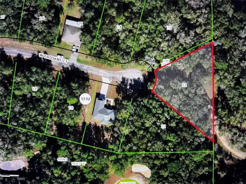 22 W Eridani Ct, Citrus Springs, FL 34434