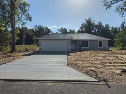 12071 SE 141st Ave Rd, Ocklawaha, FL 32179