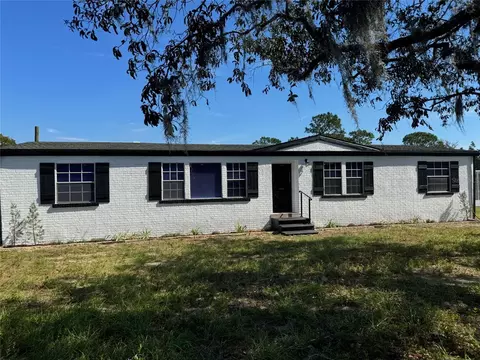 9437 N Singapore Ave, Dunnellon, FL 34433