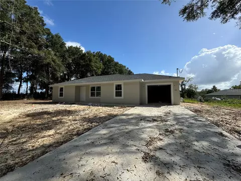 818 NW 127th St, Citra, FL 32113