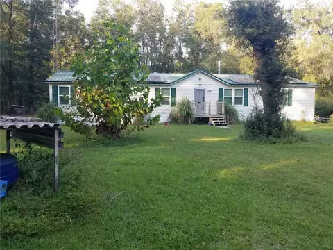 651 NE 165th St, Citra, FL 32113