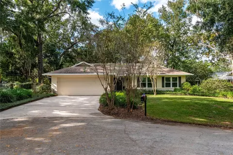 8141 NW 47th Ln, Ocala, FL 34482