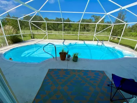 13830 N Magnolia Ave, Citra, FL 32113