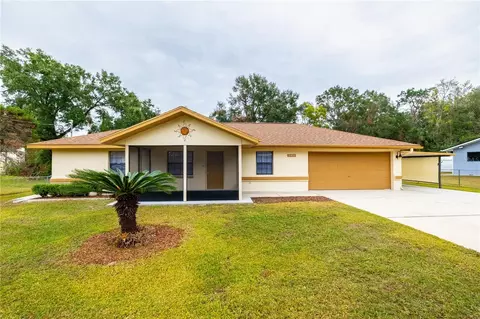 5910 SE Babb Rd, Belleview, FL 34420