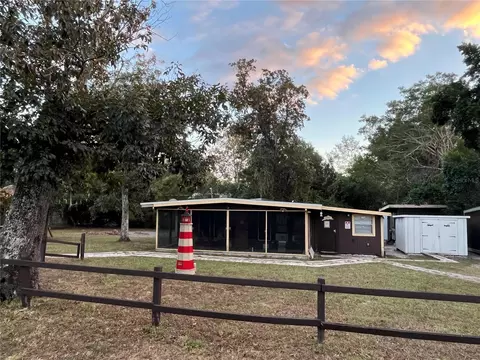 10566 E Rabbit Ln, Floral City, FL 34436