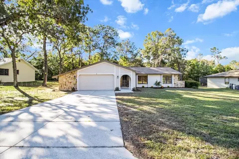 3 Shumard Ct E, Homosassa, FL 34446