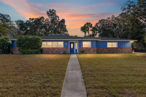 4421 NW 17th Pl, Gainesville, FL 32605