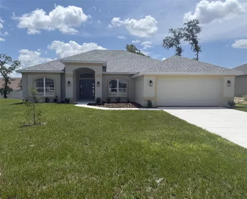 736 W Hallam Dr, Citrus Springs, FL 34434