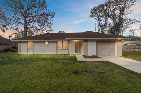 4 Pine Way Pl, Ocala, FL 34472