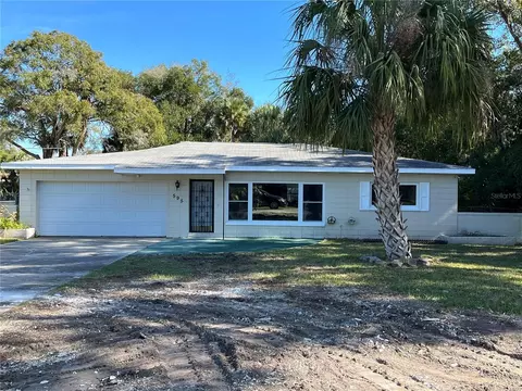 595 N Afterglow Cir, Crystal River, FL 34429