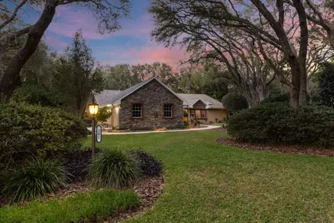 201 W Britain St, Hernando, FL 34442