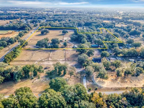 View/Area - 208 NE 70th St, Ocala, FL 34479 photo 6 of 16