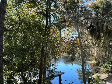 Maple Street, Dunnellon, FL 34432