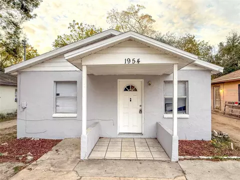 1954 NW 1st St, Ocala, FL 34475