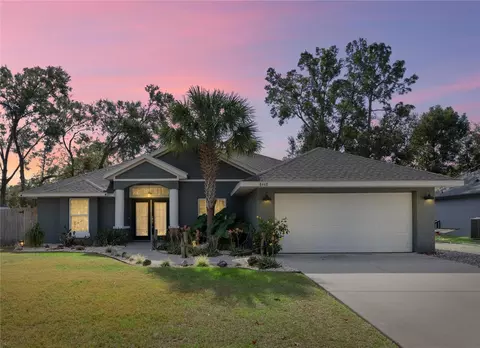 8448 SE 161st St, Summerfield, FL 34491