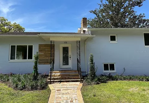 Exterior - 108 NW 2nd St, Williston, FL 32696 photo 2 of 11