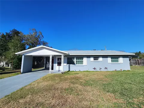 711 NE 43rd St, Ocala, FL 34479