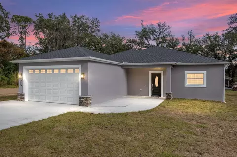 39926 Parkinsonia St, Lady Lake, FL 32159