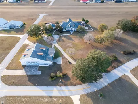 8444 Leeward Air Ranch Cir, Ocala, FL 34472