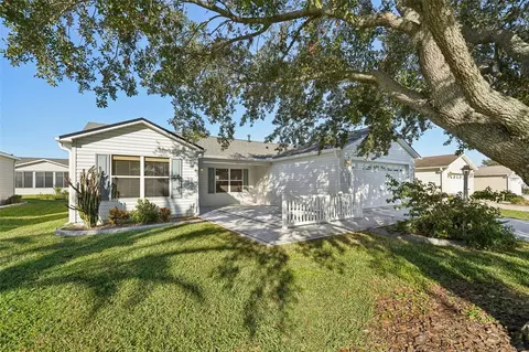 2427 Due West Dr, The Villages, FL 32162