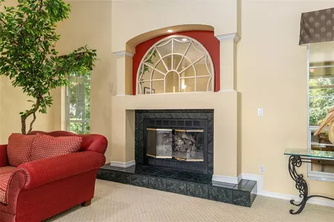 Living - 2215 SE Spring Hill Ct, Ocala, FL 34471 photo 5 of 9