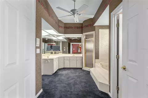 Bath - 2215 SE Spring Hill Ct, Ocala, FL 34471 photo 1 of 8