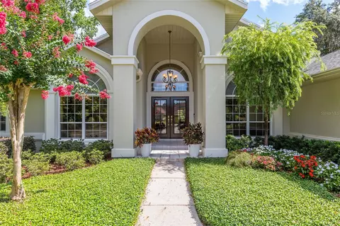 Exterior - 2215 SE Spring Hill Ct, Ocala, FL 34471 photo 2 of 16