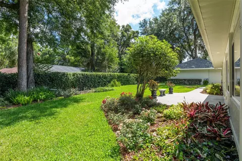 Exterior - 2215 SE Spring Hill Ct, Ocala, FL 34471 photo 7 of 16