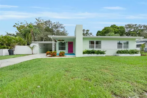 739 Jasmine Way S, Saint Petersburg, FL 33705