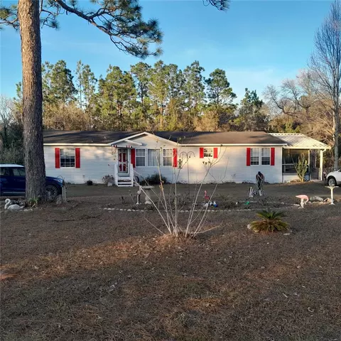 13151 SE 28th St, Morriston, FL 32668