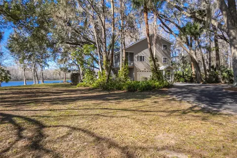 4925 Cr 309b, Lake Panasoffkee, FL 33538