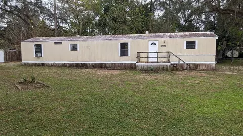 3691 NE 59th Ave, Silver Springs, FL 34488