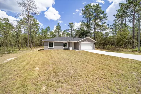 117 NW Sparrow Rd, Dunnellon, FL 34431