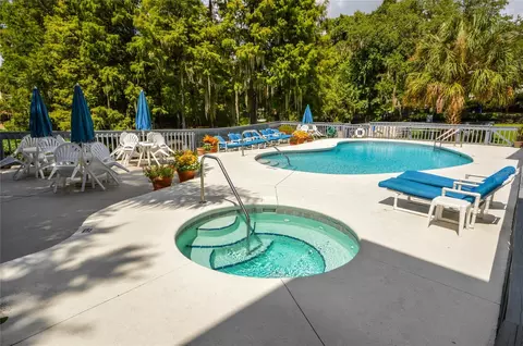20820 River Dr #B17, Dunnellon, FL 34431