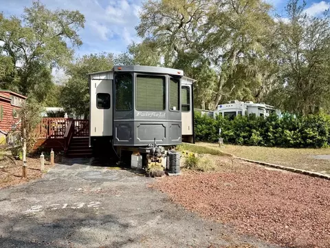 25132 NE 143rd St #52, Salt Springs, FL 32134