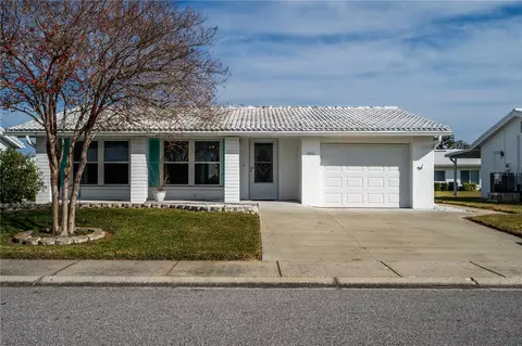 9205 40th Way N #5, Pinellas Park, FL 33782